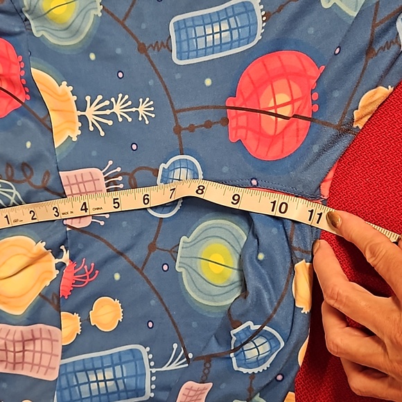 Fabulegs floating lanterns lamps tradition Rapunzel Tangled OS leggings EUC - Picture 8 of 12